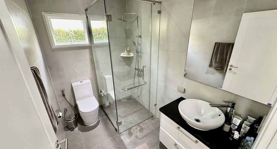 For sale 3 bedrooms villa in Hua Hin, Prachuap Khiri Khan