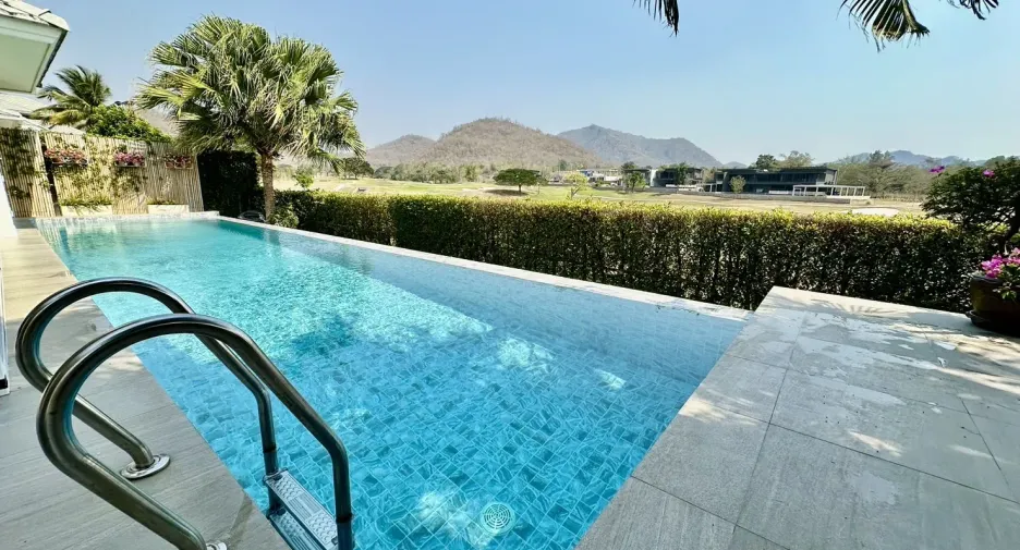 For sale 3 bedrooms villa in Hua Hin, Prachuap Khiri Khan