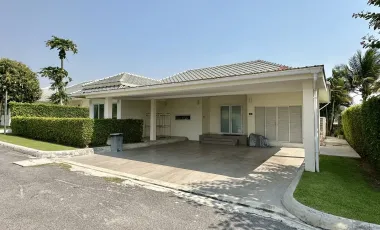 For sale 3 ベッドルーム villa in Hua Hin, Prachuap Khiri Khan