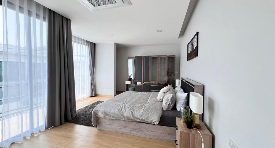 Villa en venta de 4 habitaciones en Mueang Chiang Mai, Chiang Mai