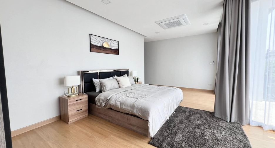 Villa en venta de 4 habitaciones en Mueang Chiang Mai, Chiang Mai