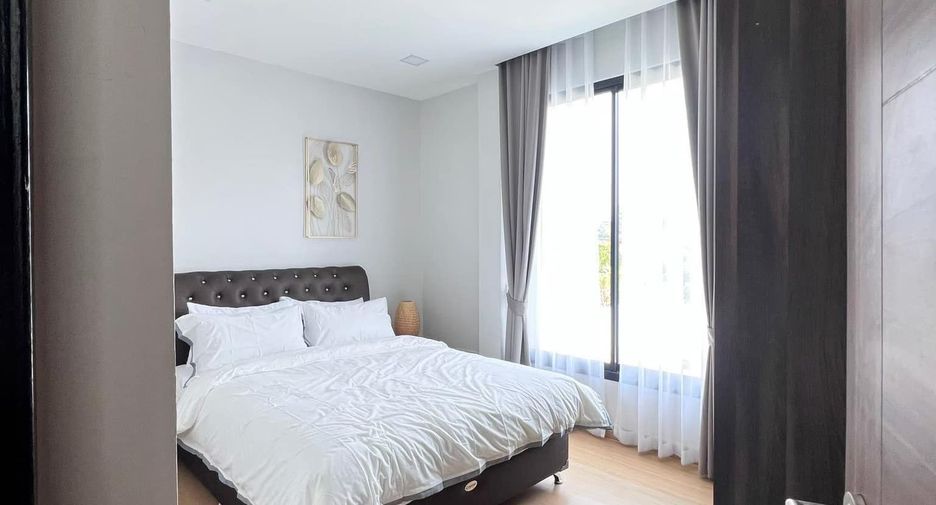 Villa en venta de 4 habitaciones en Mueang Chiang Mai, Chiang Mai