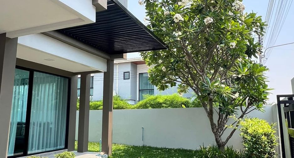 Villa en venta de 4 habitaciones en Mueang Chiang Mai, Chiang Mai