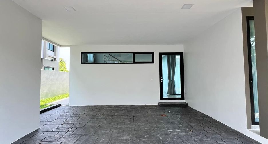 Villa en venta de 4 habitaciones en Mueang Chiang Mai, Chiang Mai