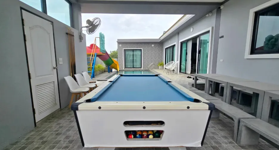 For rent 3 bedrooms villa in Hua Hin, Prachuap Khiri Khan