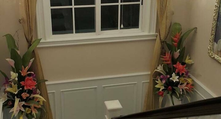 For rent and for sale 4 bedrooms house in Bang Phli, Samut Prakan