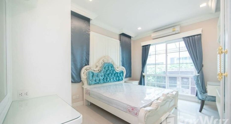 For rent and for sale 4 bedrooms house in Bang Phli, Samut Prakan