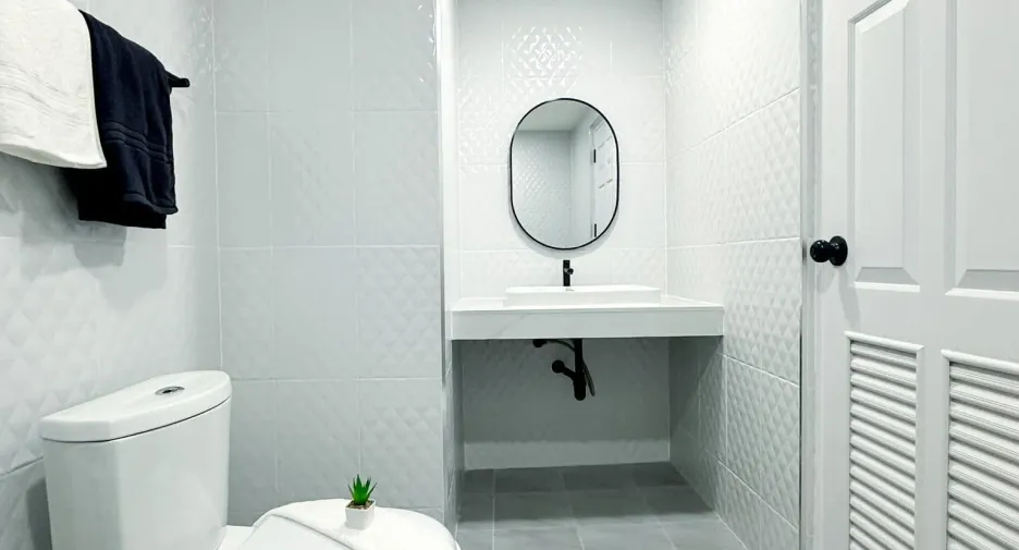 For sale 1 bed condo in Wang Thonglang, Bangkok