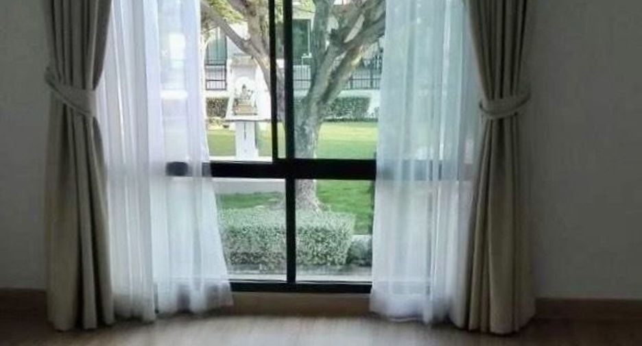 À vendre 3 chambres maison de ville à Hua Hin, Prachuap Khiri Khan