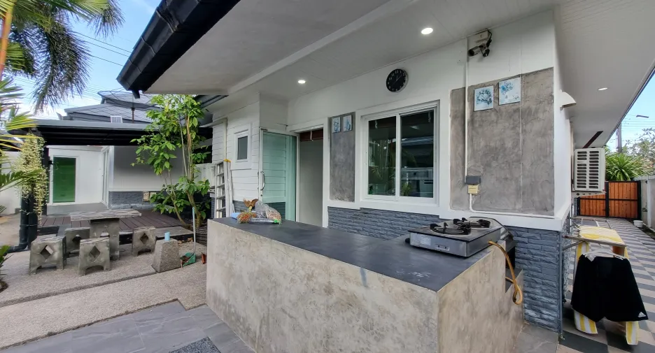 For rent 5 bedrooms villa in Thalang, Phuket