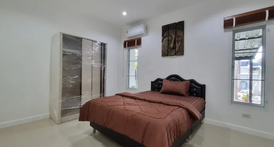 For rent 5 bedrooms villa in Thalang, Phuket
