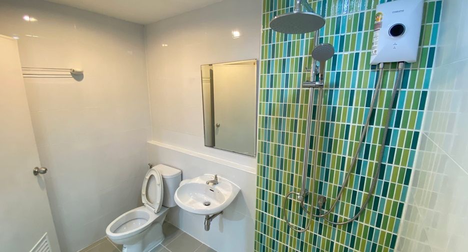 For rent 2 ベッドルーム townhouse in Mueang Phuket, Phuket