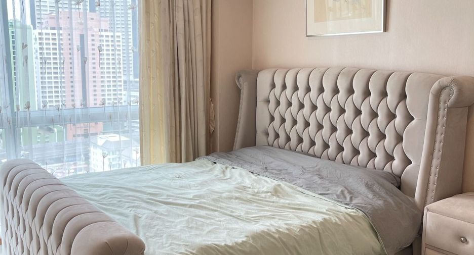 For sale 2 bedrooms condo in Sathon, Bangkok