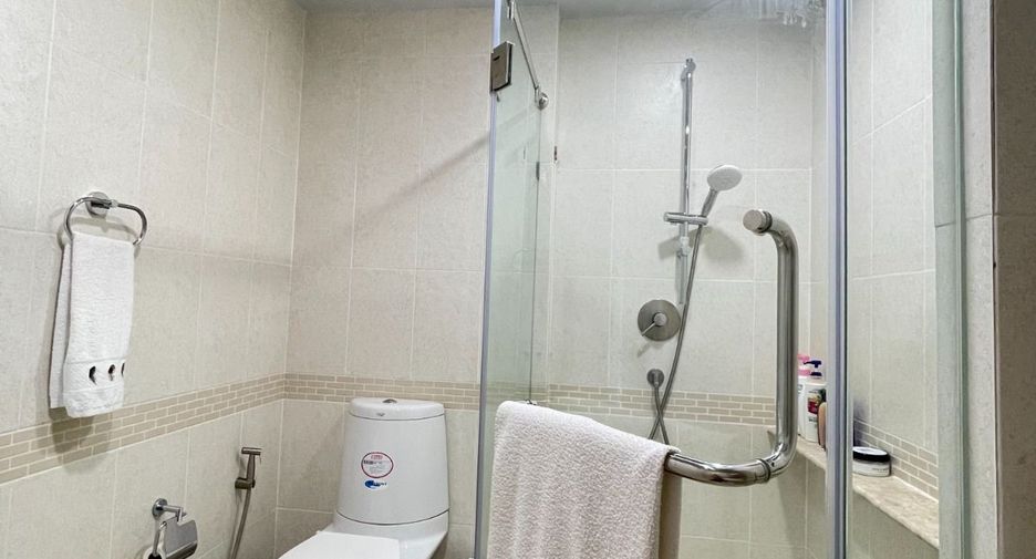 ขาย 2 ห้องนอน คอนโด ใน สาทร, กรุงเทพฯ
