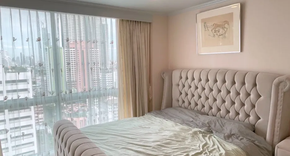 For sale 2 bedrooms condo in Sathon, Bangkok