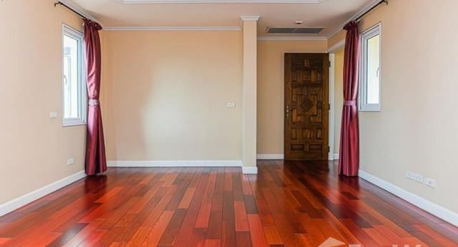For sale 3 bedrooms house in Bang Phli, Samut Prakan