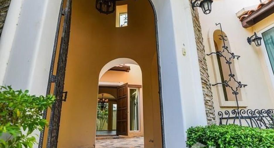For sale 3 bedrooms house in Bang Phli, Samut Prakan