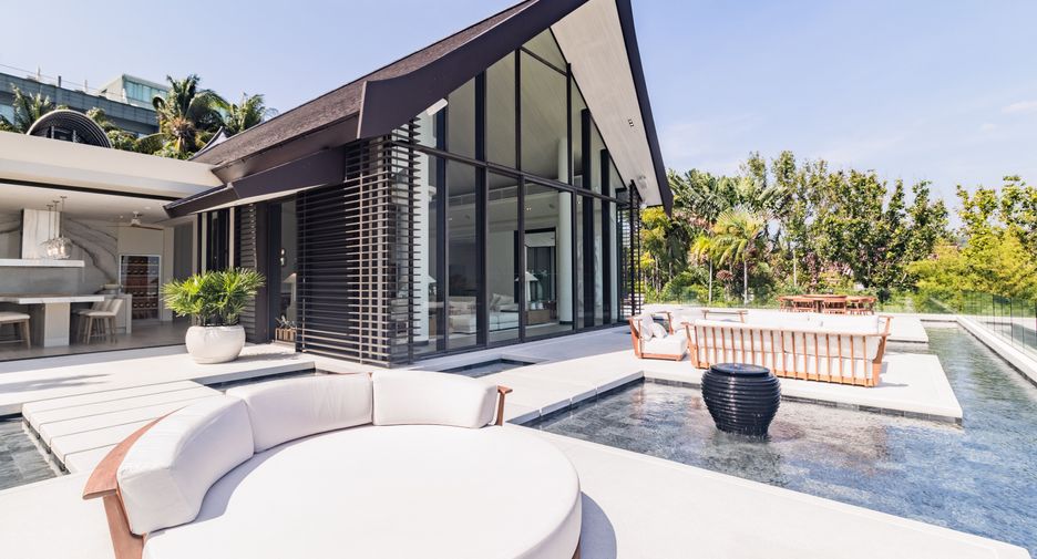 For sale 5 bedrooms villa in Thalang, Phuket