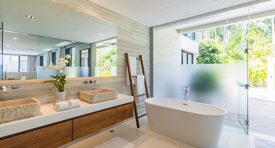 For sale 5 bedrooms villa in Thalang, Phuket