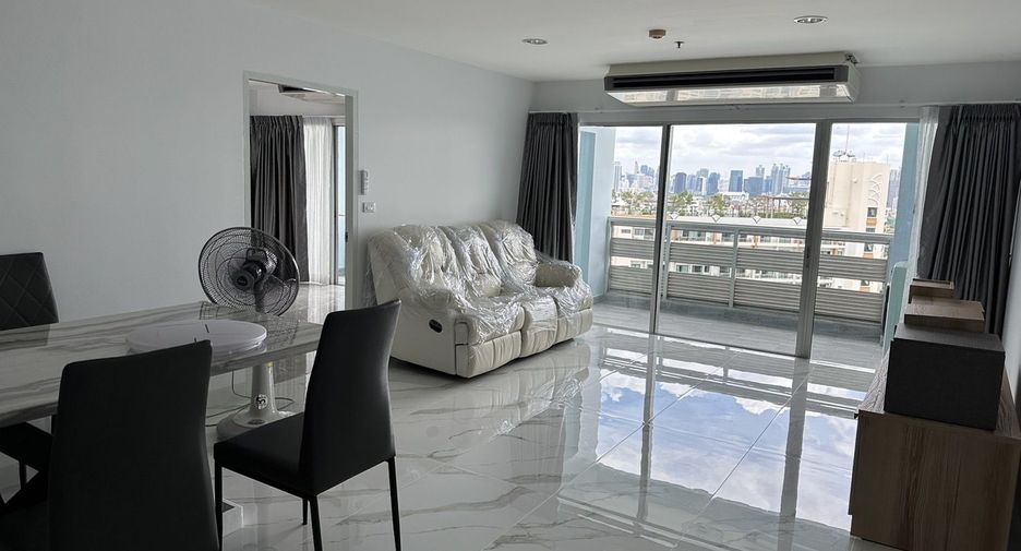 For rent and for sale 3 bedrooms condo in Yan Nawa, Bangkok