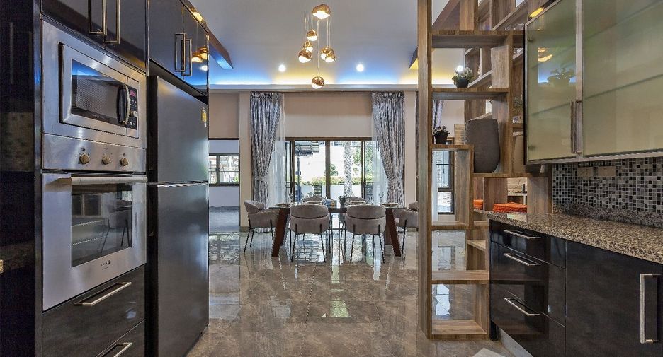 For rent 3 bedrooms house in Bang Lamung, Chonburi