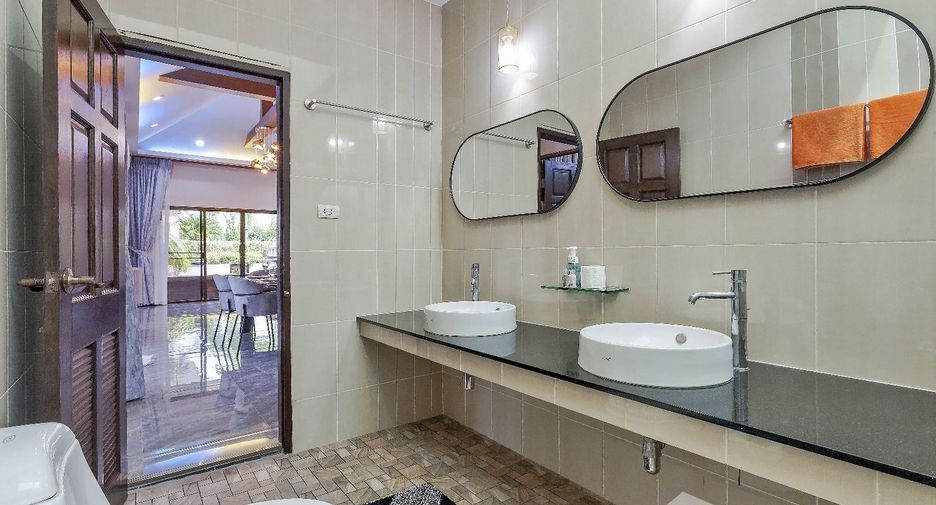 For rent 3 bedrooms house in Bang Lamung, Chonburi