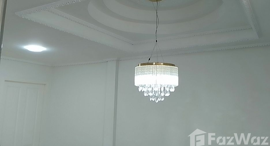 Haus zum Kauf mit 4 Zimmer in Bang Bon, Bangkok
