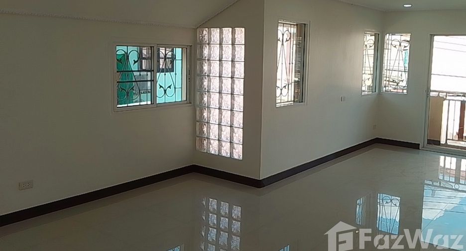 Haus zum Kauf mit 4 Zimmer in Bang Bon, Bangkok