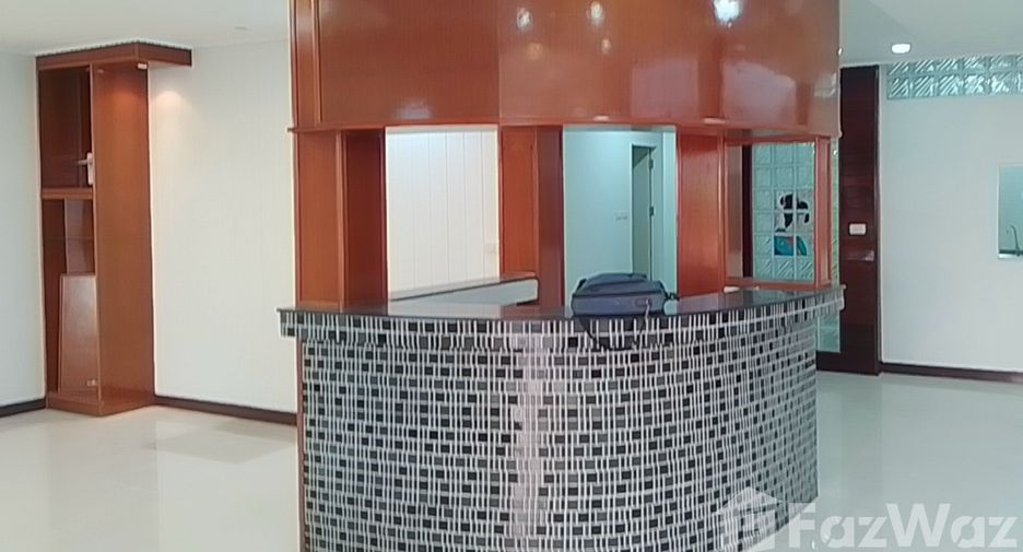 Haus zum Kauf mit 4 Zimmer in Bang Bon, Bangkok