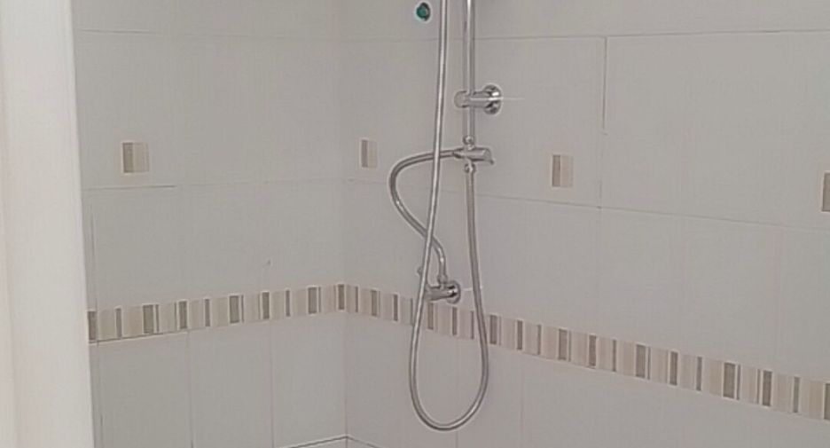 Haus zum Kauf mit 4 Zimmer in Bang Bon, Bangkok