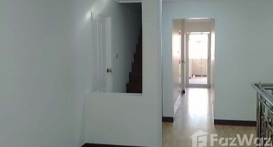 Haus zum Kauf mit 4 Zimmer in Bang Bon, Bangkok