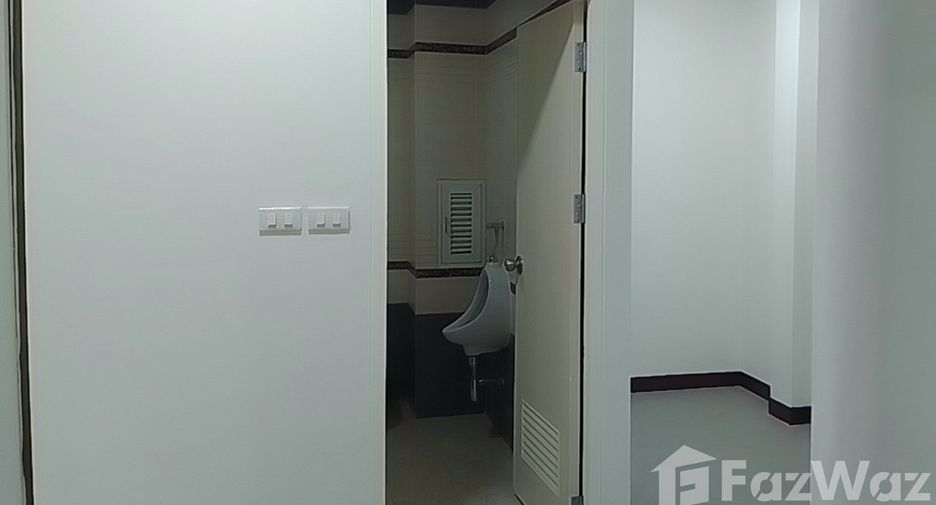 Haus zum Kauf mit 4 Zimmer in Bang Bon, Bangkok