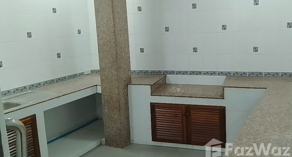 Haus zum Kauf mit 4 Zimmer in Bang Bon, Bangkok
