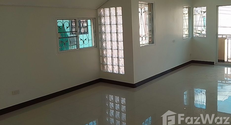 Haus zum Kauf mit 4 Zimmer in Bang Bon, Bangkok