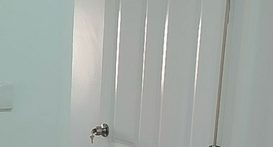 Haus zum Kauf mit 4 Zimmer in Bang Bon, Bangkok