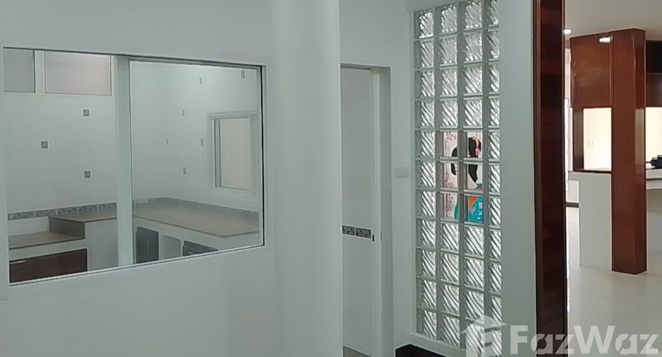 Haus zum Kauf mit 4 Zimmer in Bang Bon, Bangkok