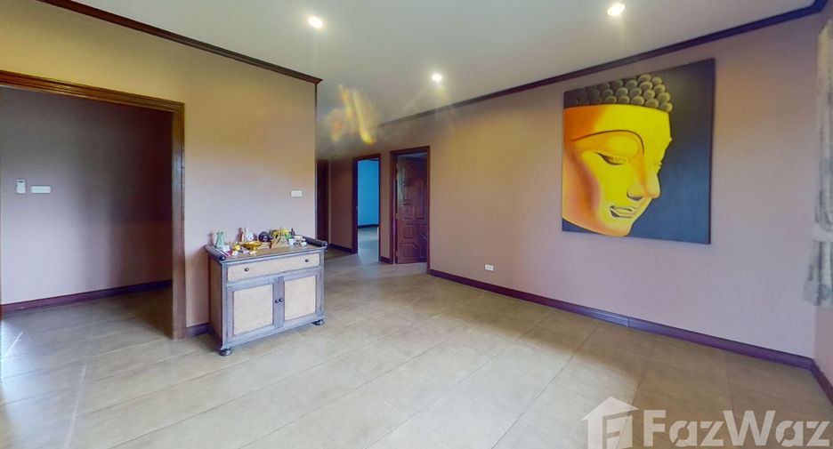 For sale 4 bedrooms house in San Kamphaeng, Chiang Mai