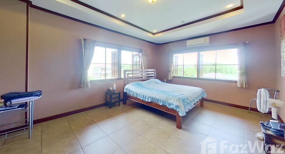 For sale 4 bedrooms house in San Kamphaeng, Chiang Mai
