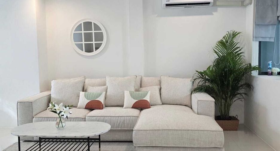 For rent 3 bedrooms townhouse in Thalang, Phuket