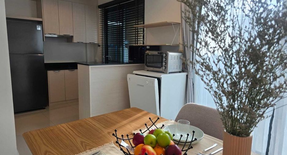 For rent 3 bedrooms townhouse in Thalang, Phuket