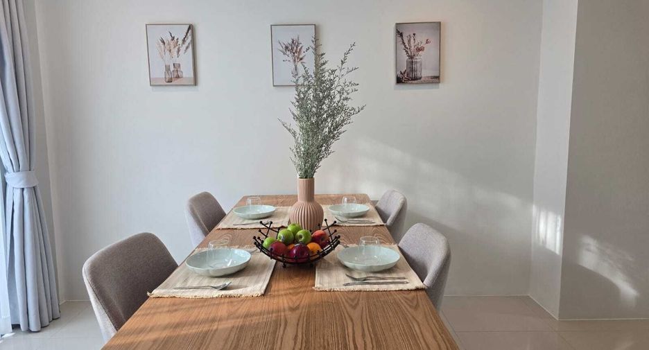 For rent 3 bedrooms townhouse in Thalang, Phuket