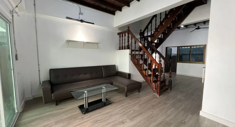 For rent 2 bedrooms townhouse in Mueang Phuket, Phuket