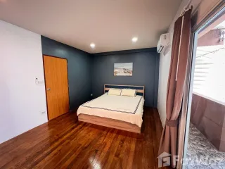Casa adosada en alquiler de 2 habitaciones en Mueang Phuket, Phuket