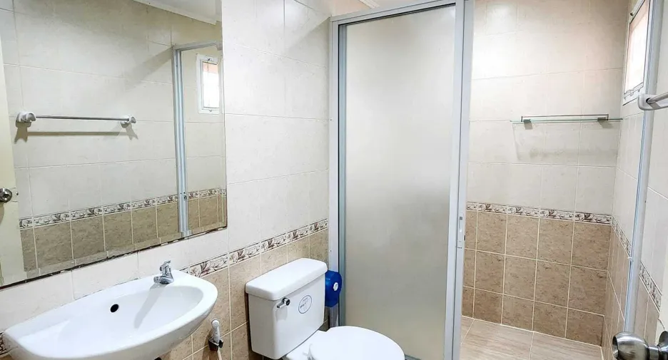 Haus zur Miete mit 3 Zimmer in Bang Lamung, Chonburi