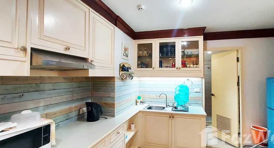 For sale 1 bed condo in Ban Chang, Rayong