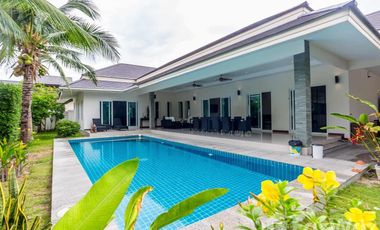 For sale 3 bedrooms villa in Cha Am, Phetchaburi