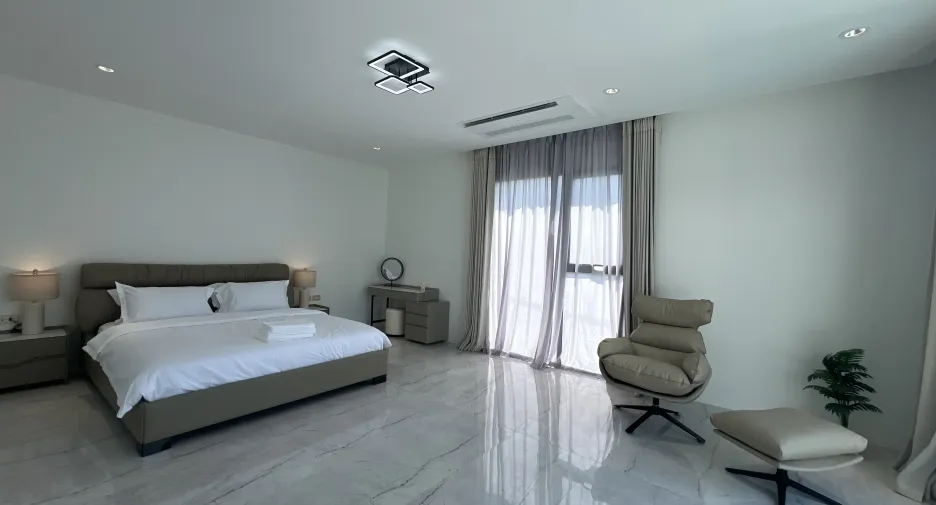 Villa en alquiler de 4 habitaciones en Mueang Phuket, Phuket