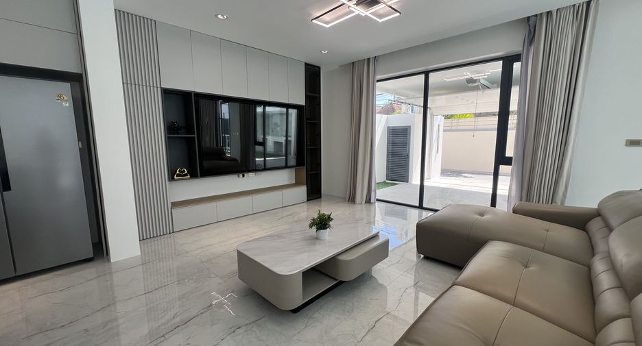 Villa en alquiler de 4 habitaciones en Mueang Phuket, Phuket