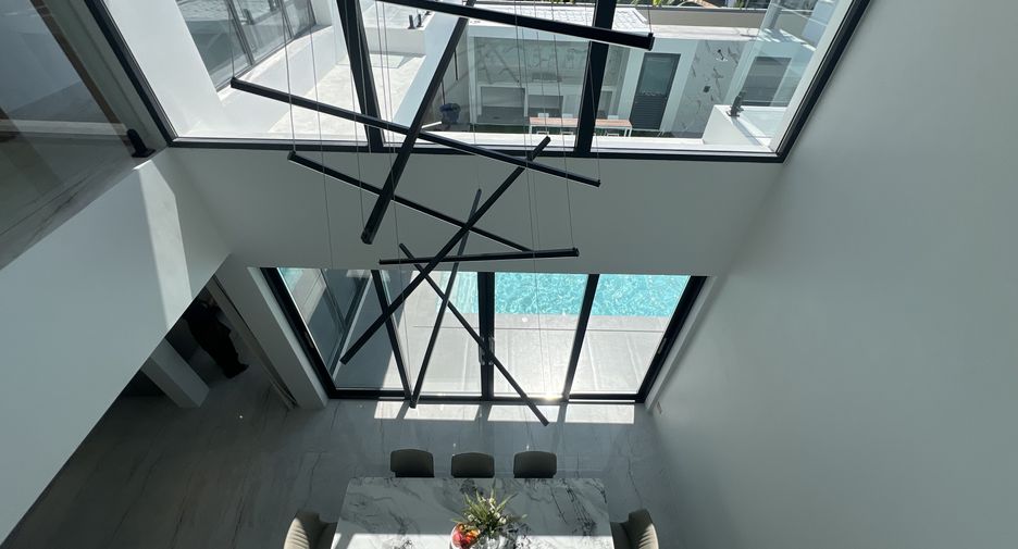 Villa en alquiler de 4 habitaciones en Mueang Phuket, Phuket