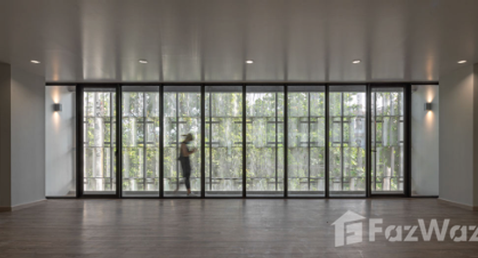 For sale and for rent office in Phra Khanong, Bangkok